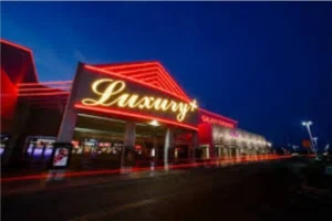 luxury-green-valley-theater​