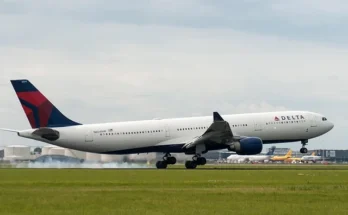 A Delta airplane taking off from the runway, part of delta flight DL275 diverted LAX.