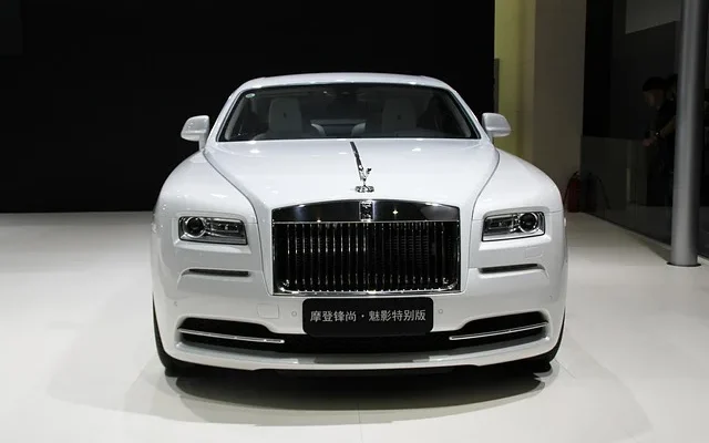 A 2016 Rolls-Royce Ghost displayed at Cobb Luxury Cars, highlighting its sophisticated style and premium craftsmanship.